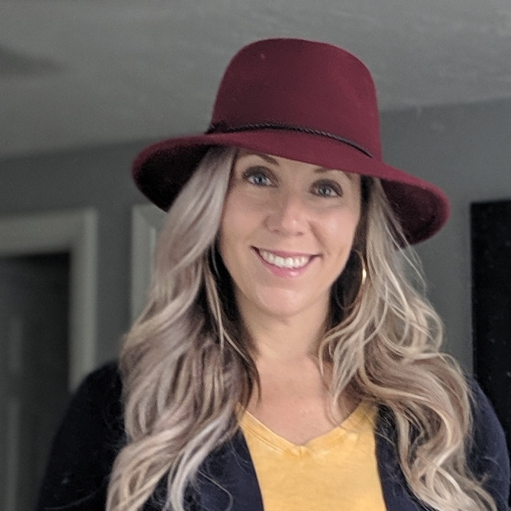 Meet your Posher, Kim